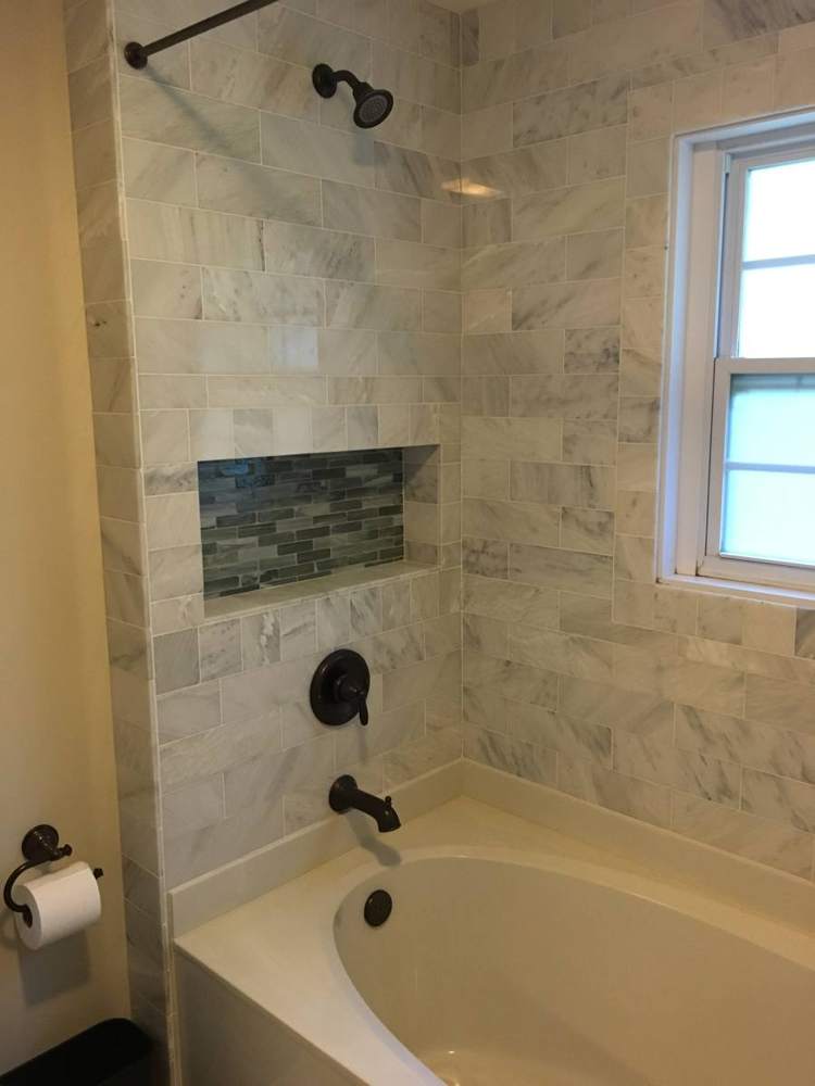 Highview: Bathroom