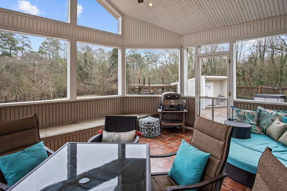 Rose CT Haven: Sunroom